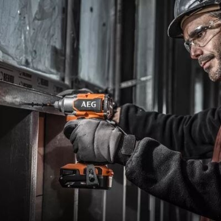 AEG Bss 18C3B3-0 18V Kömürsüz Akülü Darbeli Vidalama (Aküsüz)- 4935478940