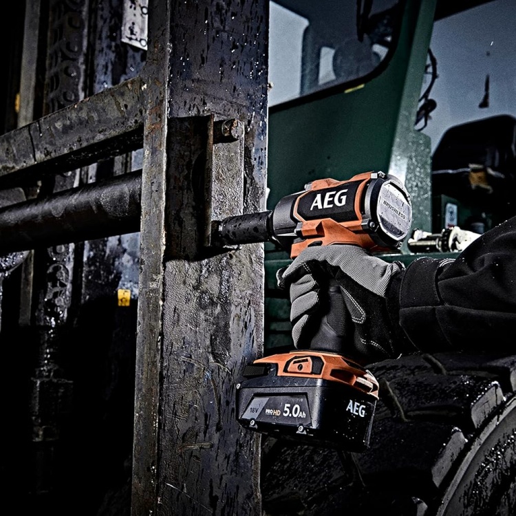 AEG BSS 18MTF12BL-402C 4.0 Ah Akülü Darbeli Somun Sıkma - 4935479664