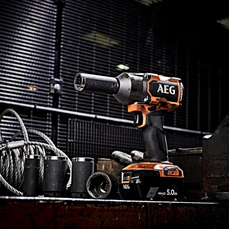 AEG BSS 18MTF12BL-402C 4.0 Ah Akülü Darbeli Somun Sıkma - 4935479664