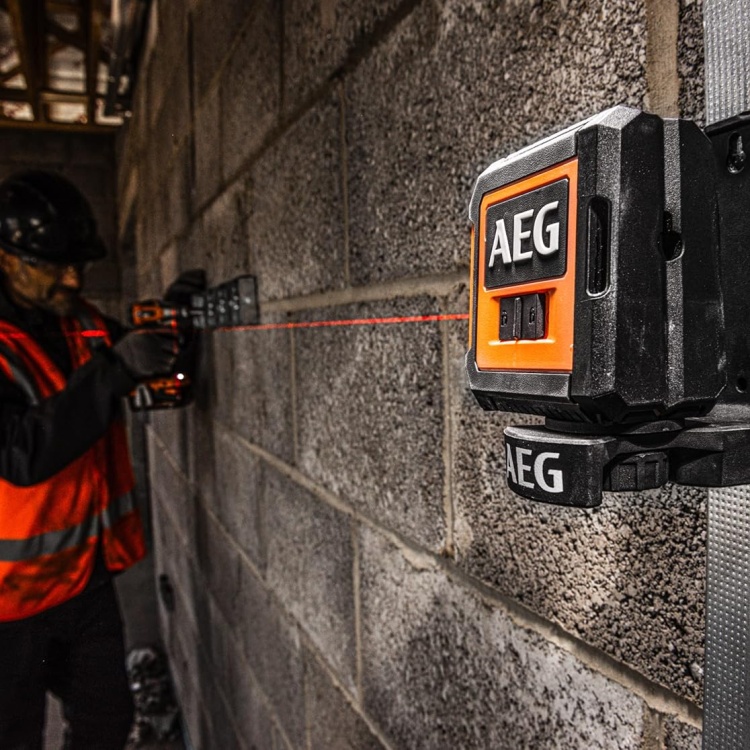 AEG  CLR2-15B 2  Çizgili Lazer Metre - 4935472252