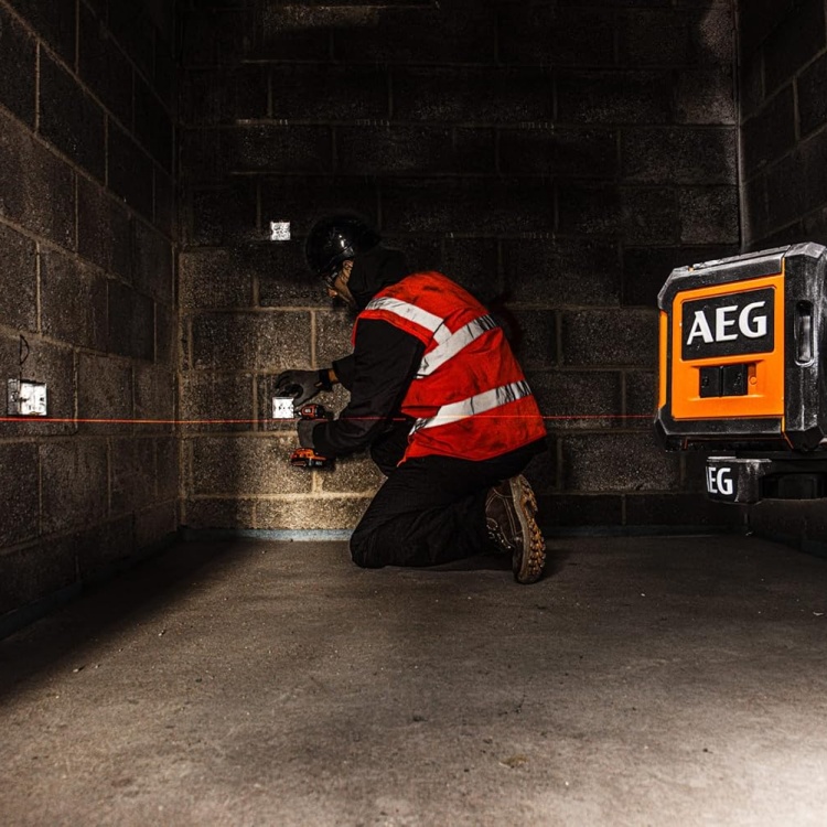 AEG  CLR2-15B 2  Çizgili Lazer Metre - 4935472252