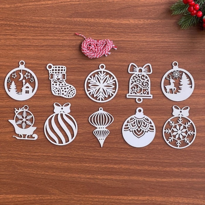 10 Parça Kırmızı Beyaz İpli Karışık Model Ahşap Yılbaşı Ağaç Süsü (5381)