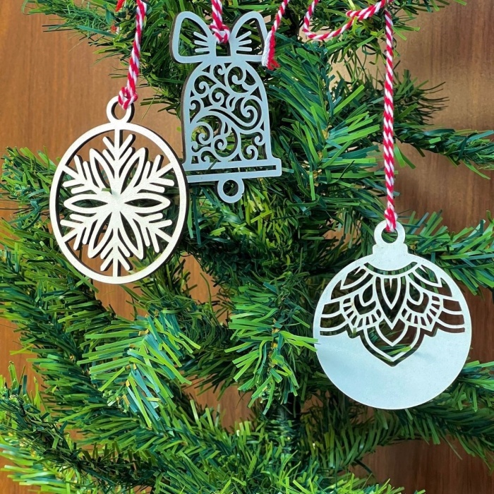 10 Parça Kırmızı Beyaz İpli Karışık Model Ahşap Yılbaşı Ağaç Süsü (5381)