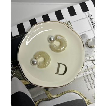 İNCİ TIPA KREM KÜPE