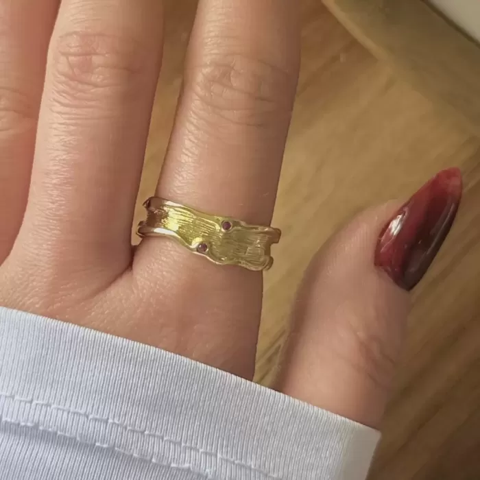 GOLD RUBY DETAIL VINTAGE YÜZÜK