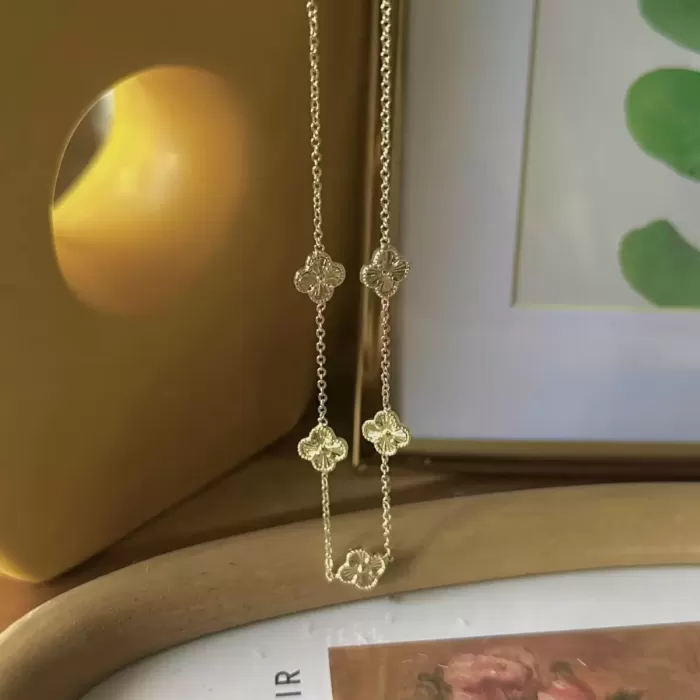 GOLD MINI CLOVER VIP KOLYE