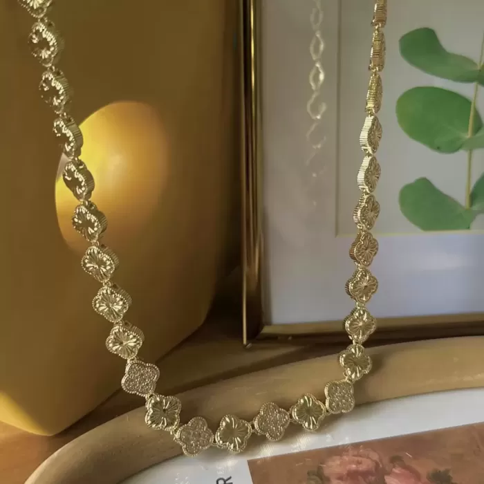 GOLD CLOVER VIP KOLYE