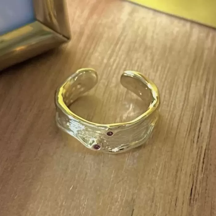 GOLD RUBY DETAIL VINTAGE YÜZÜK