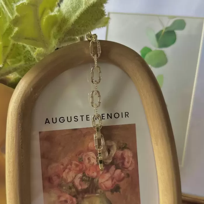 GOLD NOVA TAŞLI VIP BİLEKLİK