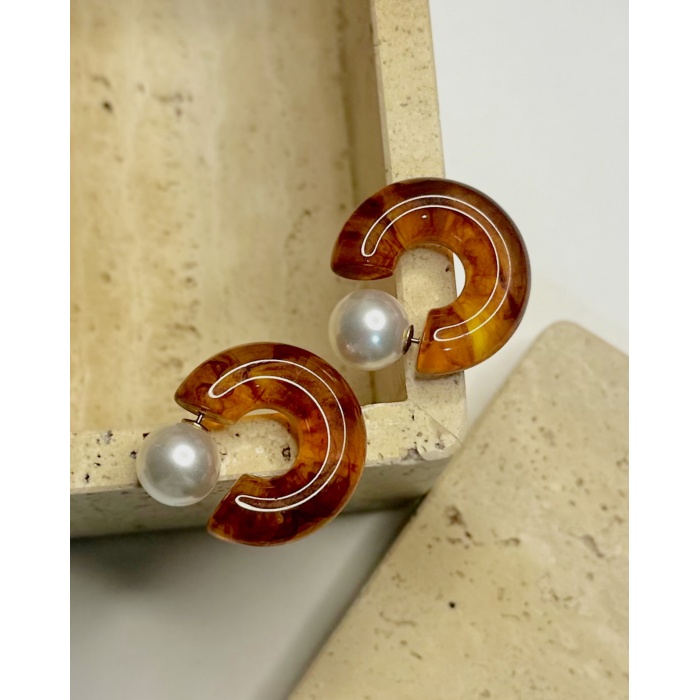 İNCİ TIPA KAHVERENGİ KÜPE