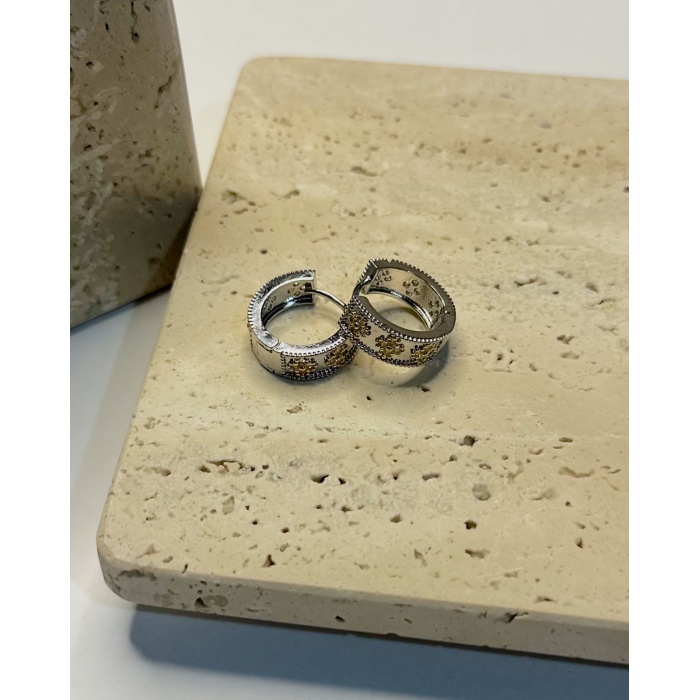 YONCA KABARTMALI HALKA KÜPE