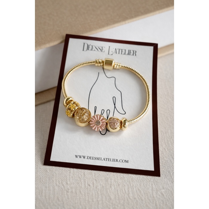 GOLD CHARMLI LUNELLE BİLEKLİK