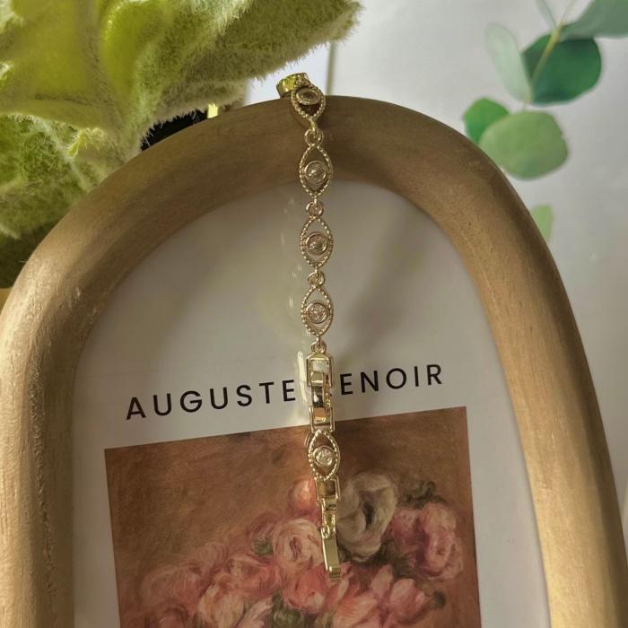 GOLD EYES TAŞLI VIP BİLEKLİK