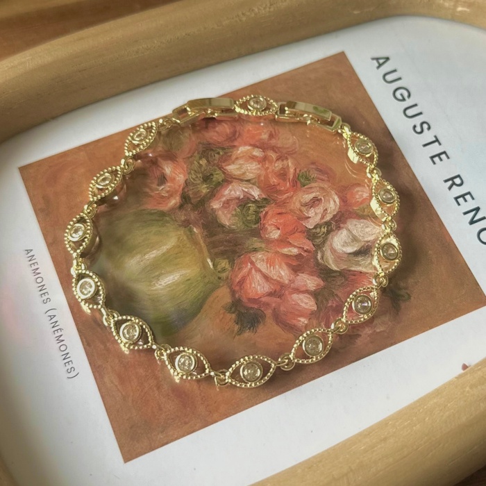 GOLD EYES TAŞLI VIP BİLEKLİK