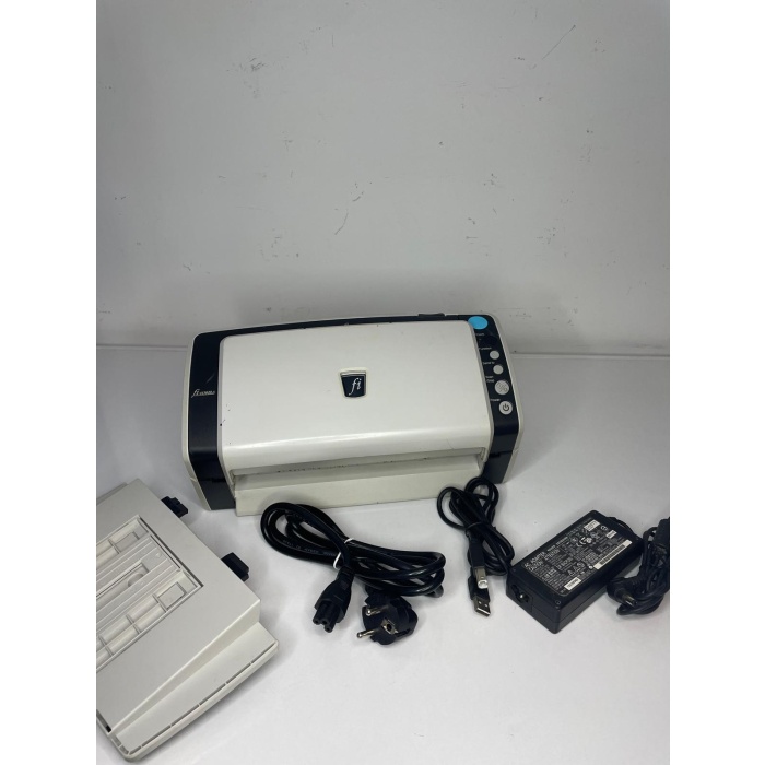 Fujitsu Fi 6130ZLA Döküman Tarayıcı 600DPİ