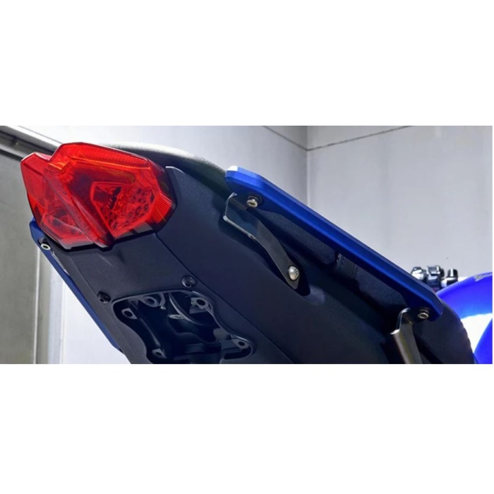 ARKA TUTAMAC - YAMAHA MT09 2020 SONRASI - KIRMIZI