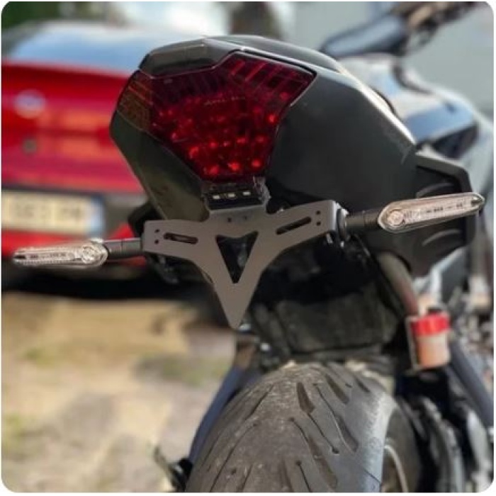 YAMAHA MT07 PLAKALIK - LED IŞIKLI