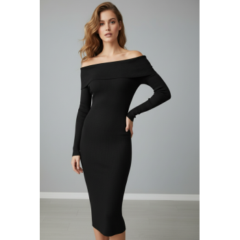 Kadın Siyah Madonna Yaka Uzun Elbise