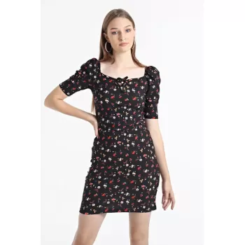 Kadın Siyah Balon Kol Kare Yaka Elbise