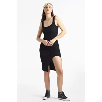 Kadın Siyah  Kare Yaka Yırtmaçlı Kaşkorse Elbise