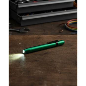 Cep Tipi LED Kalem Fener Hassas Alanlar İçin Pratik Çözüm