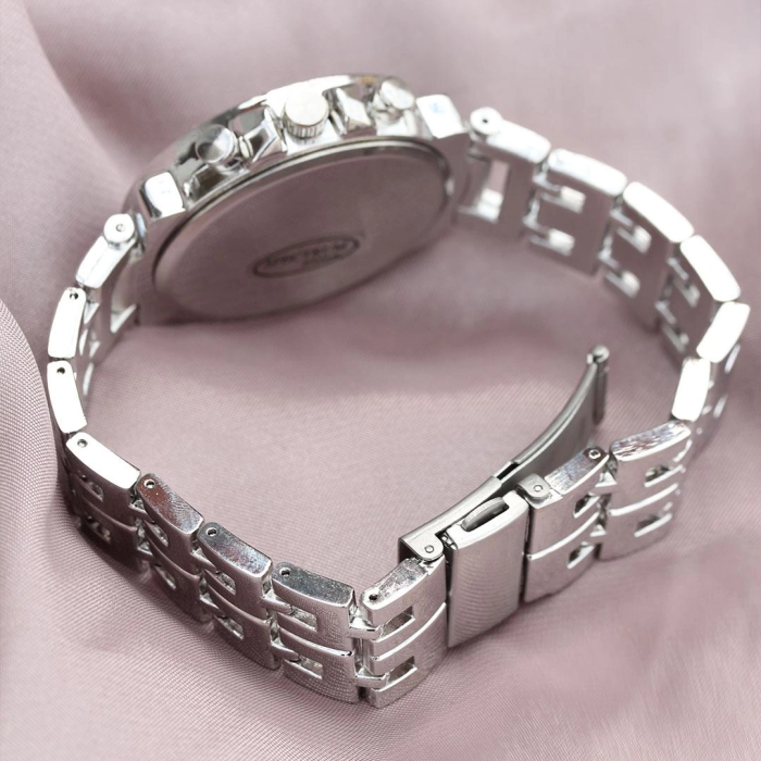 KESGİN MARKET® Zarif Ve Şık Özel Tasarım Zirkon Taşlı Metal Bayan Kol Saati (gümüş-gold)