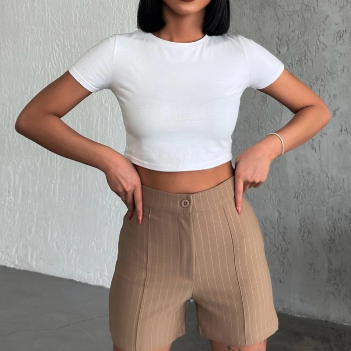 KESGİN MARKET® Zarif Ve Şıklığı Bir Arada Sunan Yüksek Bel Krep Esnek Çimalı Çizgili Şort Bej