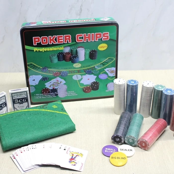 KESGİN MARKET® Metal Kutulu 500 Chip Ve 2 Adet İskambil  Kağit Setine Sahip Poker Oyunu Alk3540
