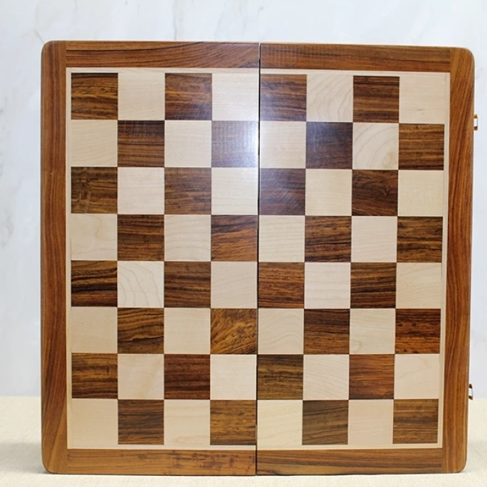 KESGİN MARKET® Özel Vernikli Mıknatıs Taşlı Ahşap Katlanabilir Kutulu Satranç Oyunu 30 Cm G223