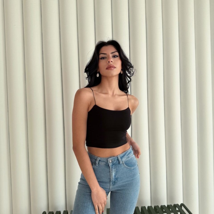 Kadın İp Askılı Kısa Crop - Siyah