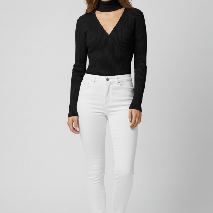 Kadın Boğazlı Pencere Detaylı Siyah Triko Kazak