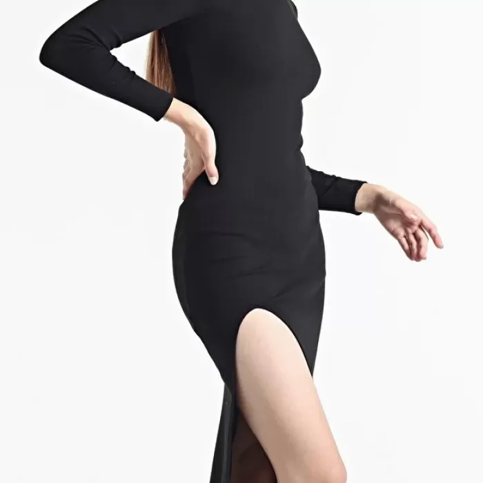 Kadın Siyah Yarım Balıkçı Tek Taraf Yırtmaçlı Uzun Kol Elbise