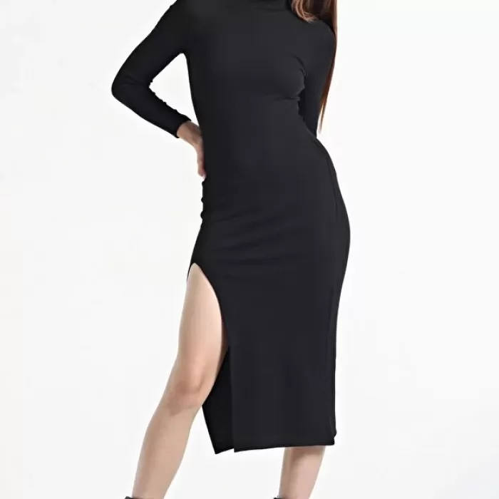 Kadın Siyah Yarım Balıkçı Tek Taraf Yırtmaçlı Uzun Kol Elbise