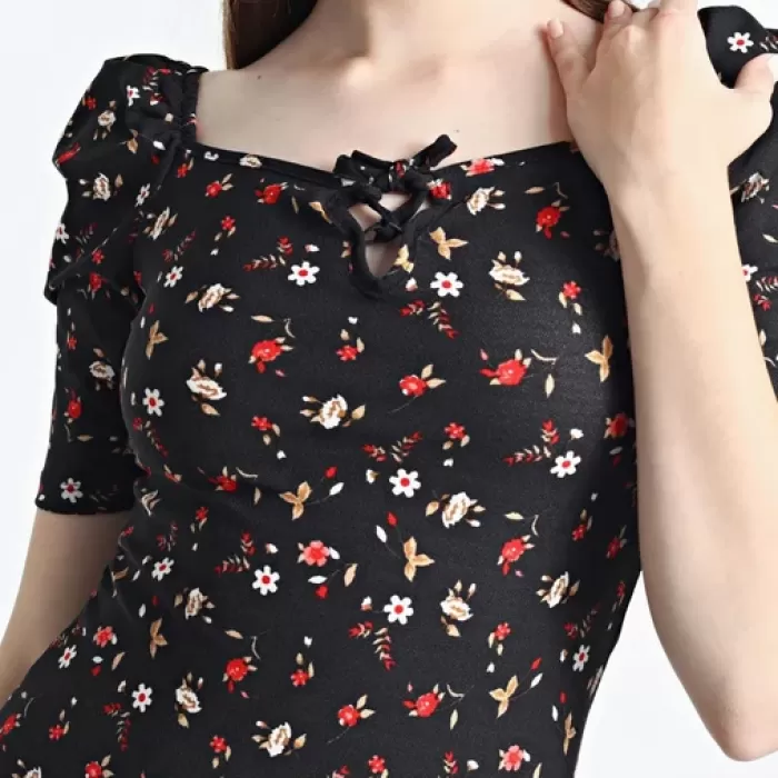 Kadın Siyah Balon Kol Kare Yaka Elbise