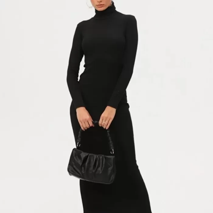 Kadın Siyah Boğazlı Uzun Maxi Elbise