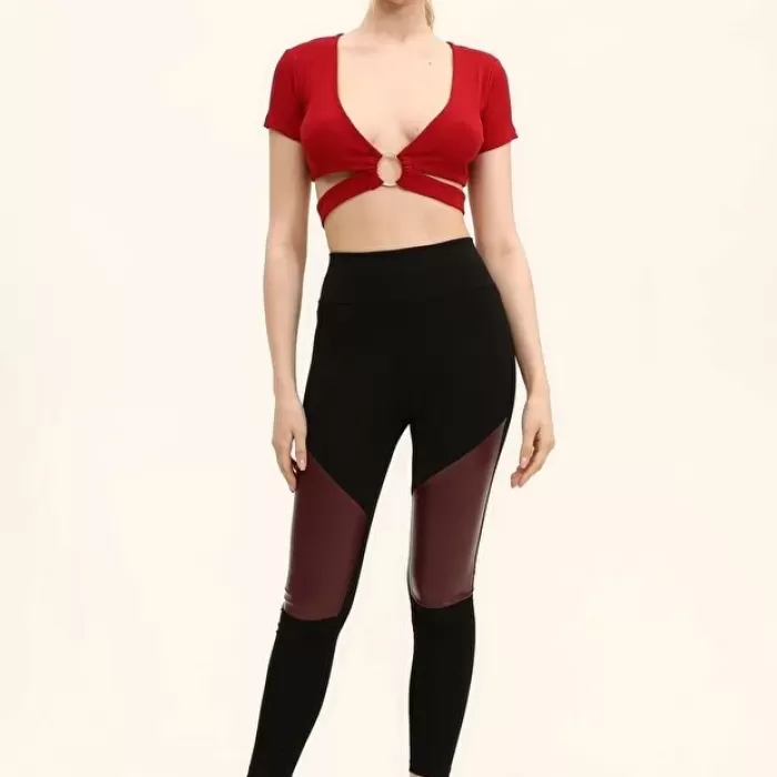 Kadın Bordo Renkli Ön Halka Ve Şeritli Crop Top