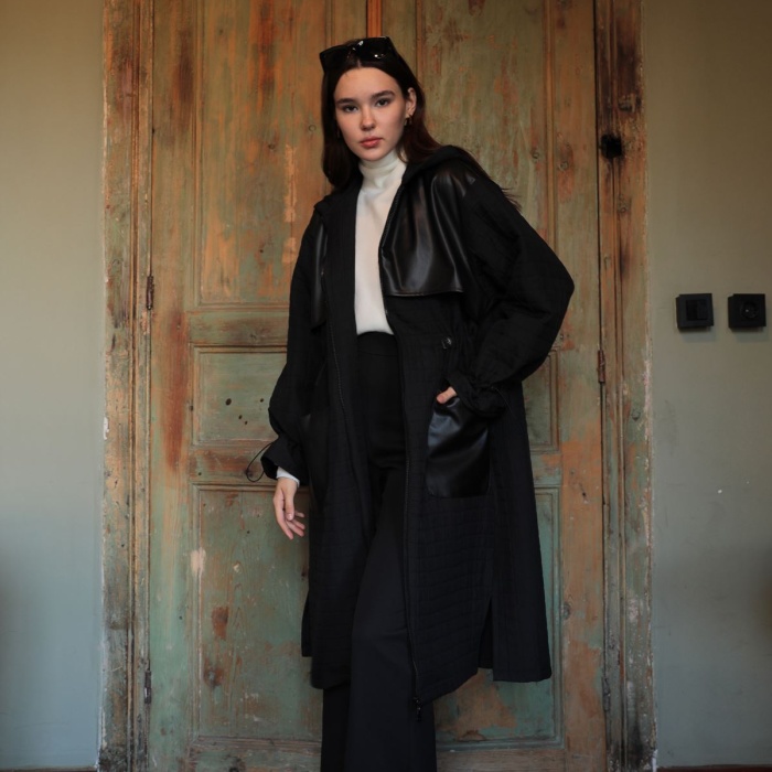 Deri Kumaş Garni Detay Jakar Kadın Trençkot-Siyah