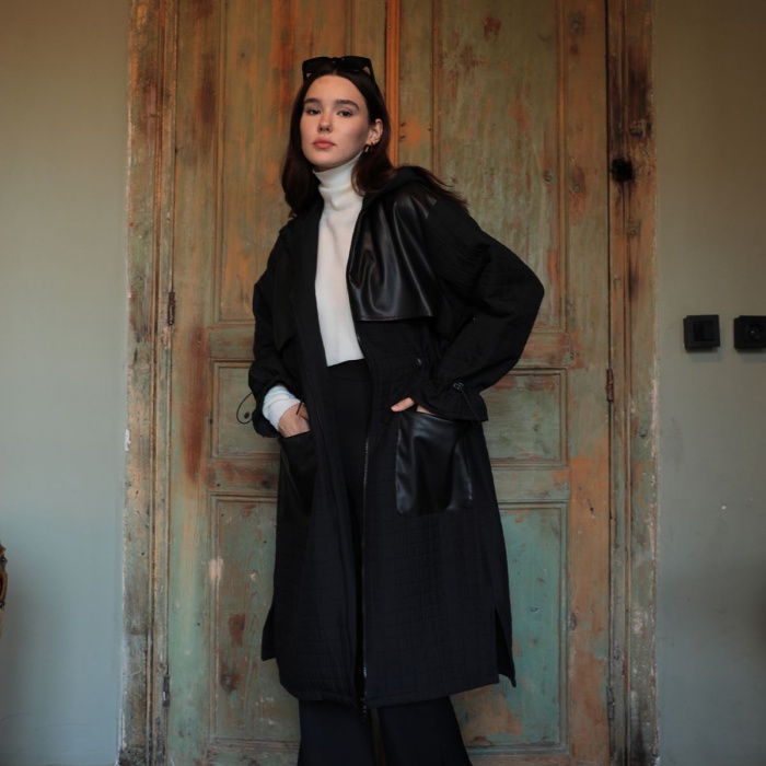 Deri Kumaş Garni Detay Jakar Kadın Trençkot-Siyah