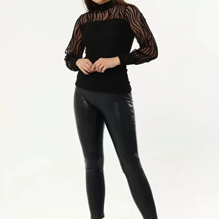 Kadın Kollar Flog Baskılı Tül Detaylı Bluz