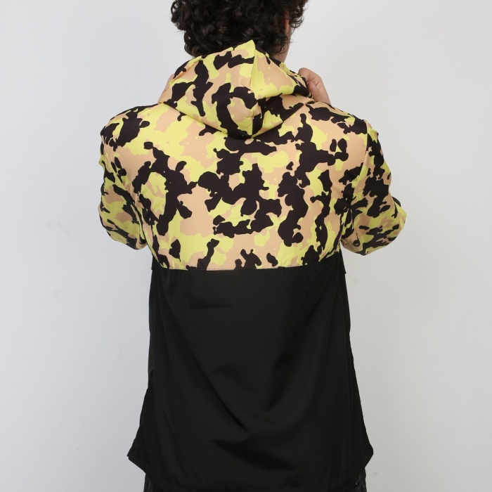 Yarım Fermuarlı Kamuflaj Desenli Kapüşonlu İnce Erkek Spor Günlük Mevsimlik Mont