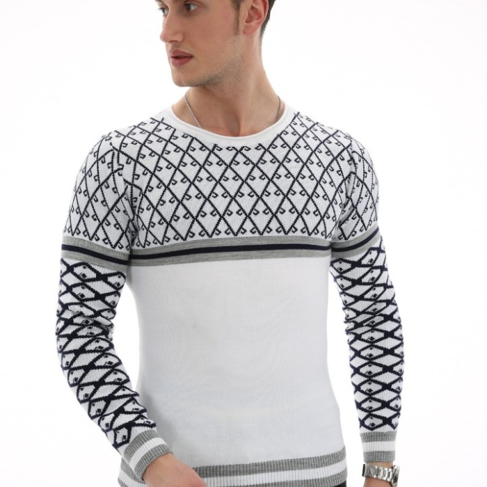 Kolları Desenli Beyaz Kalın Kışlık Günlük Triko Kazak