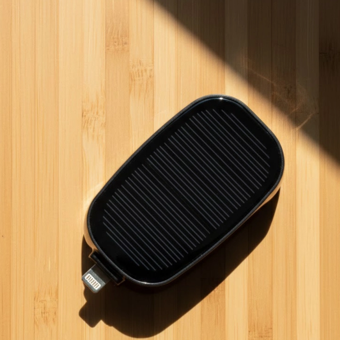 Ultra Hafif Güneş Enerjili Powerbank Anahtarlık Uyumlu