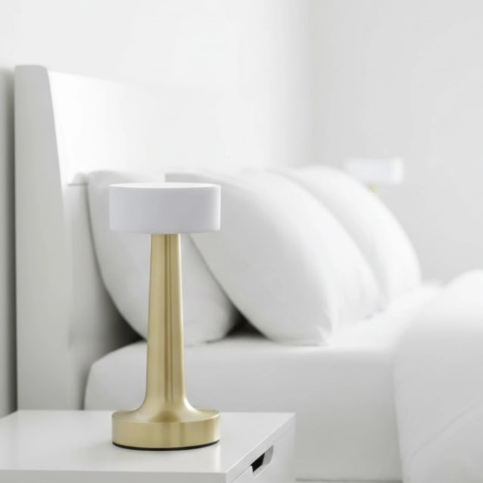 3 Renk Ayarlı Led Masa Lambası Dimmerli Modern Tasarım