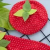 Çilek Bebekler Penye Kumaş Şapkalı Bileklik Hediyeli Uzun Kollu Kız Erkek Bebek Tulumu Kırmızı