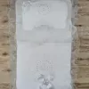 Yenidoğan Bal Peteği Taç Nakışlı Kundaklı Trilüks 3lü Alt Açma Seti