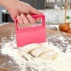 SAPLI HAMUR KESİCİ - KAZIYICI PLASTİK SPATULA (4172)