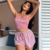 Kadın Pembe Çizgili Desen Askılı Şortlu Pijama Takım