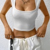 Kadın Beyaz Kare Yaka Kalınlaşan Omuz Detaylı Crop Top Bluz