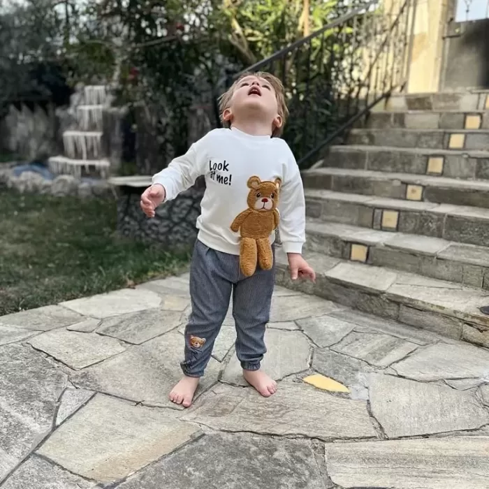 Ayıcık Sallanan Ayak Desenli Likra Penye Kumaş Sweat Pantolonlu Kız Erkek 2li Çocuk Takımı Ekru