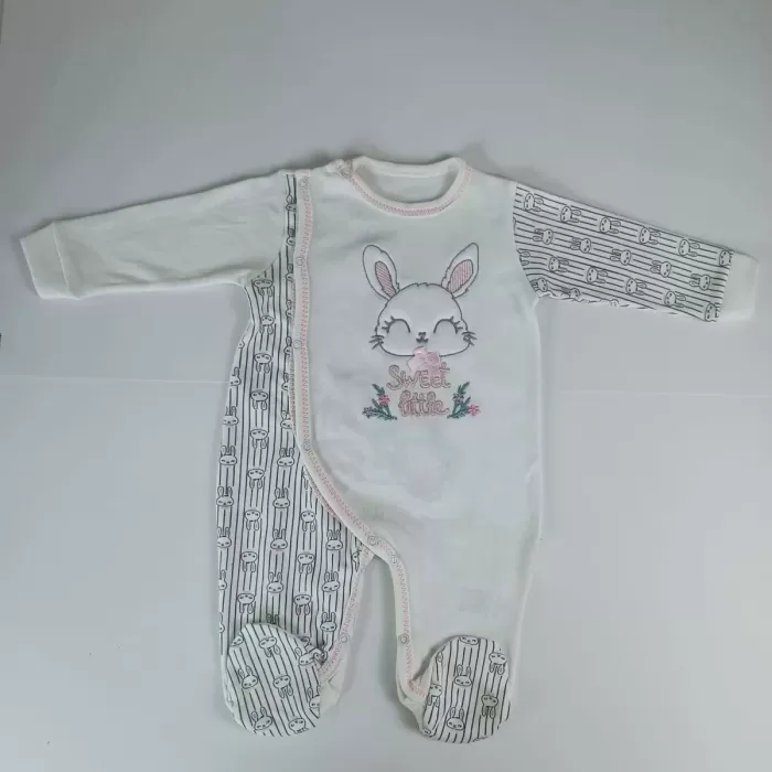 Minik Tavşan Nakışlı Boydan Çıtçıt Kapamalı Kız Erkek Bebek Tulumu Ekru